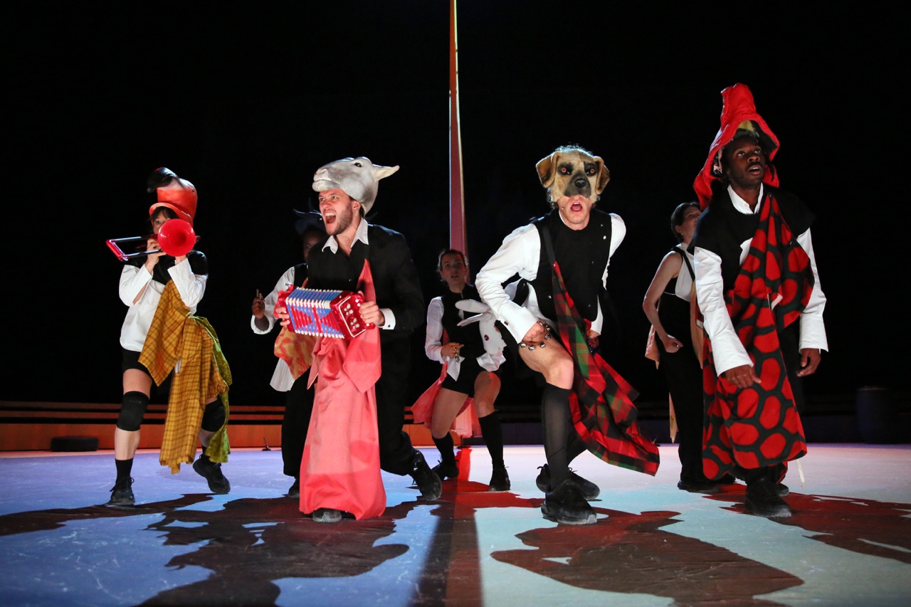 NOW WE ARE EARTH - Nicole Beutler Projects (Foto: Anja Beutler)