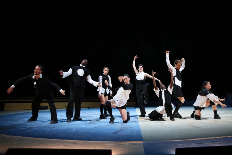 NOW WE ARE EARTH - Nicole Beutler Projects (Foto: Anja Beutler)